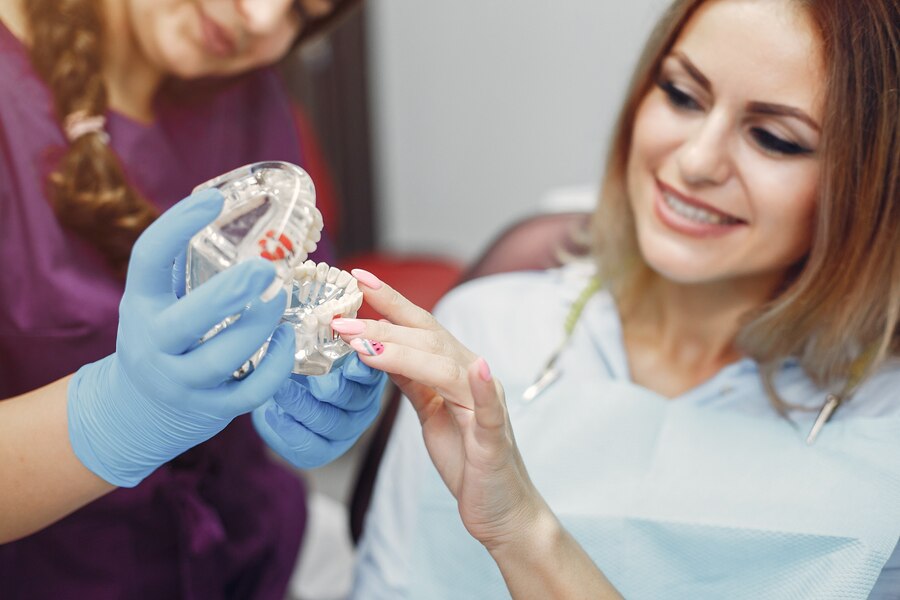 Best Dental Implant in South Extension for a Lasting Smile
