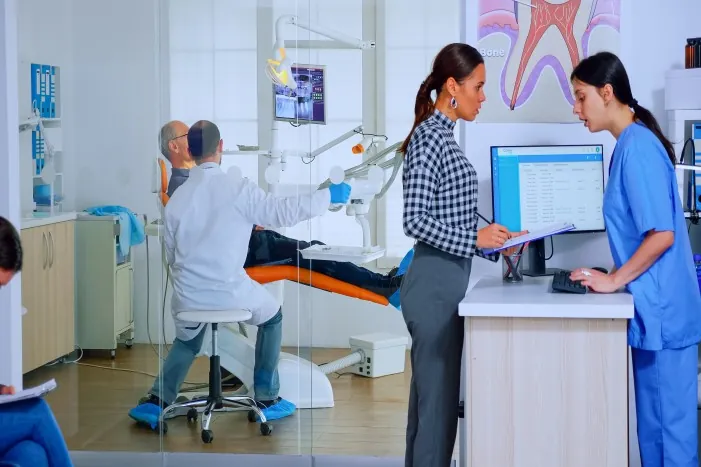 Which Is the Best Dentist in South Extension Part 2 for Complete Dental Care?