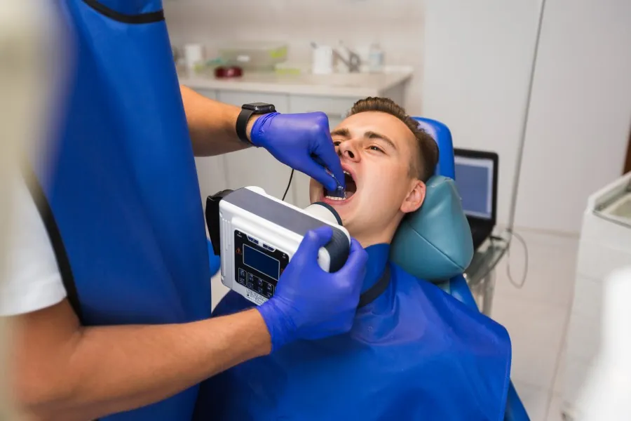 Who Is the Best Dentist in South Delhi for RCT (Root Canal Treatment)?
